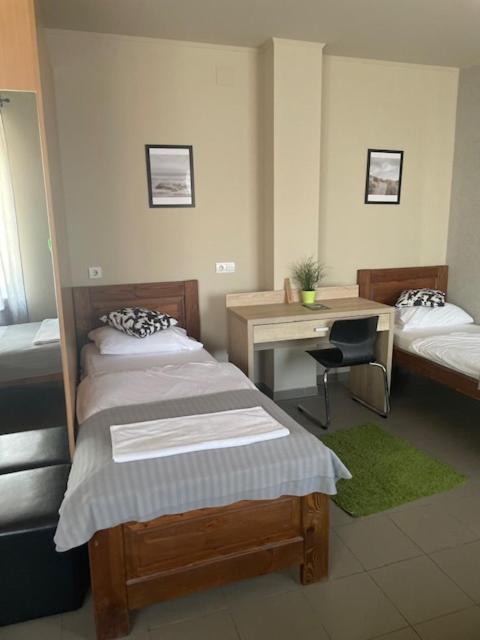Alice Vendeghaz Bed & Breakfast Kalocsa Bagian luar foto