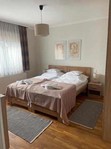 Alice Vendeghaz Bed & Breakfast Kalocsa Bagian luar foto